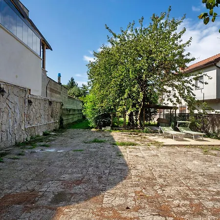 Casa Il Noce Holiday home *